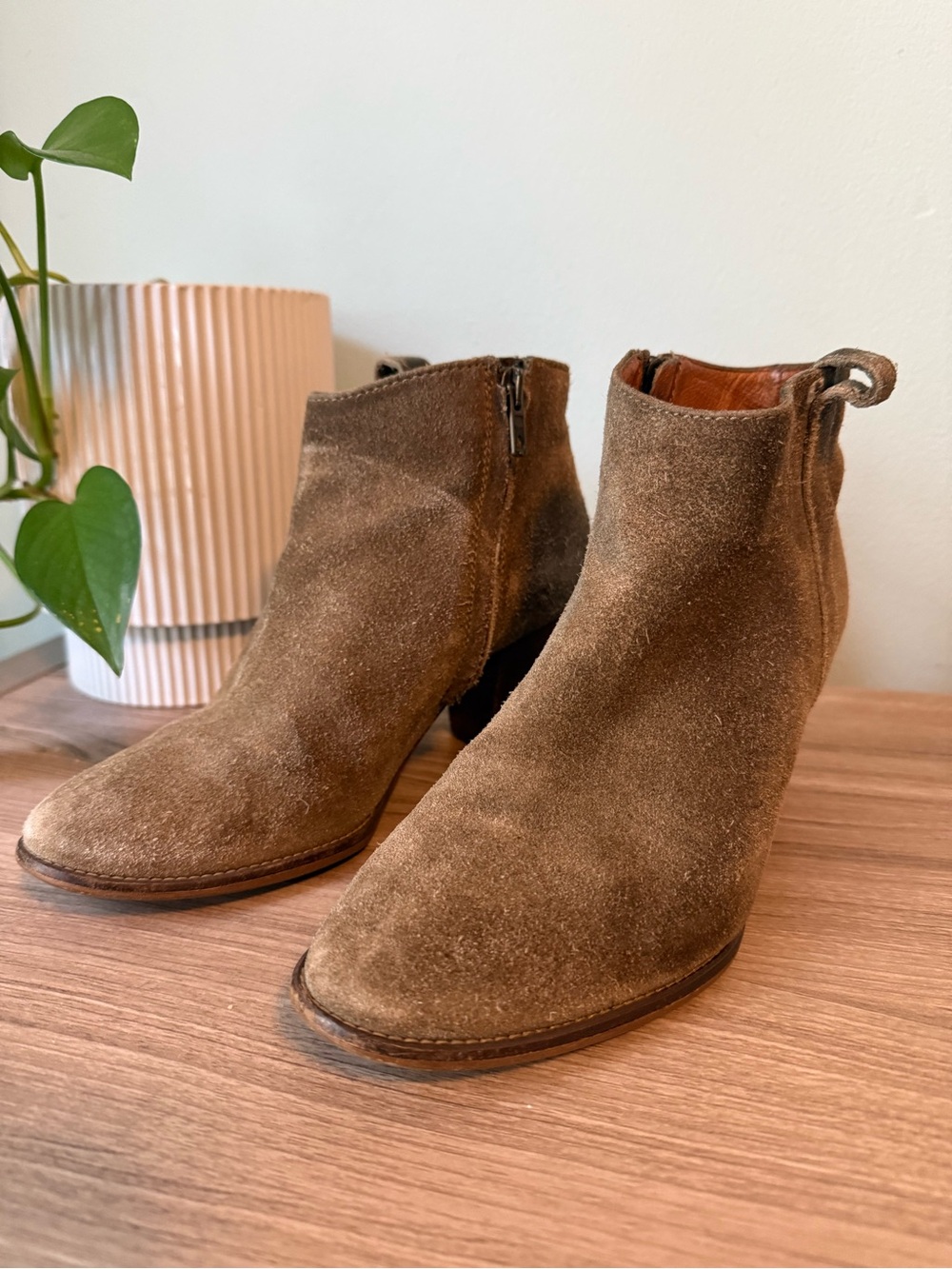 Madewell Olive Ankle Boots | Women’s 6.5 | Leather Sole